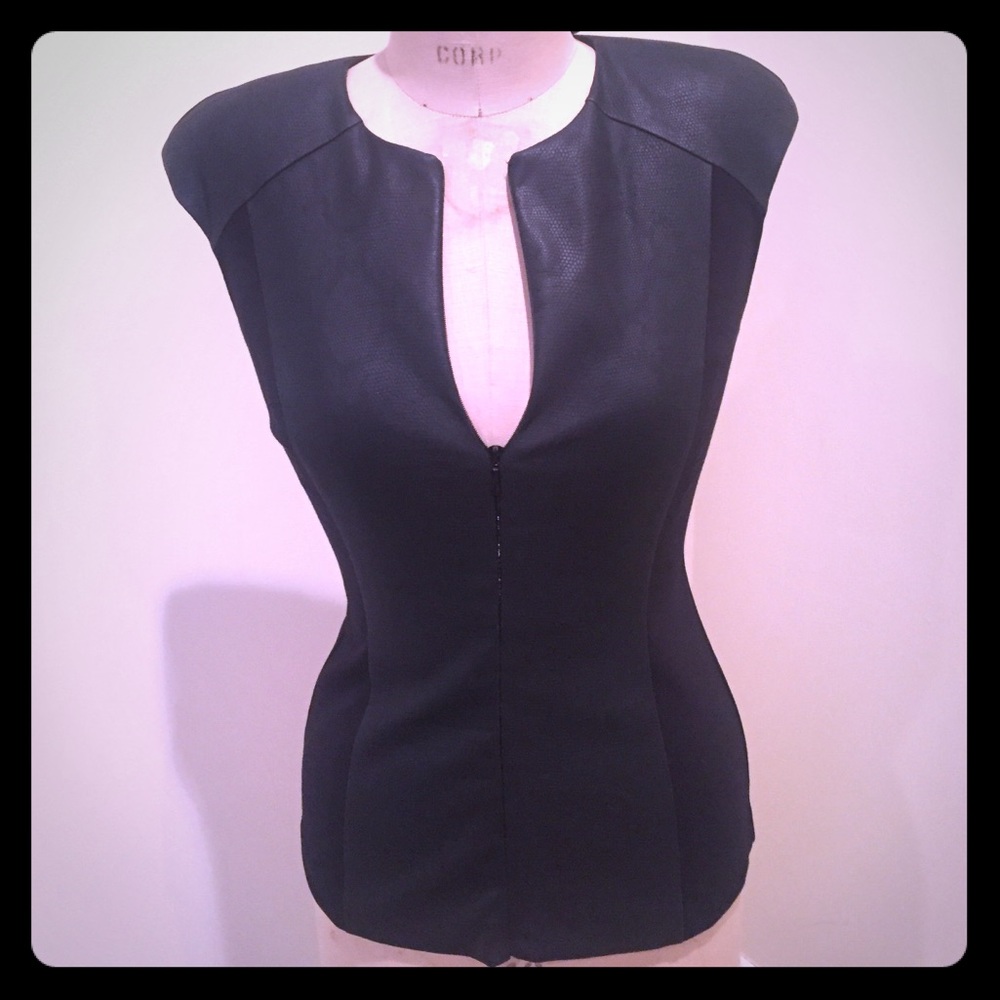 Armani Exchange Zip Top